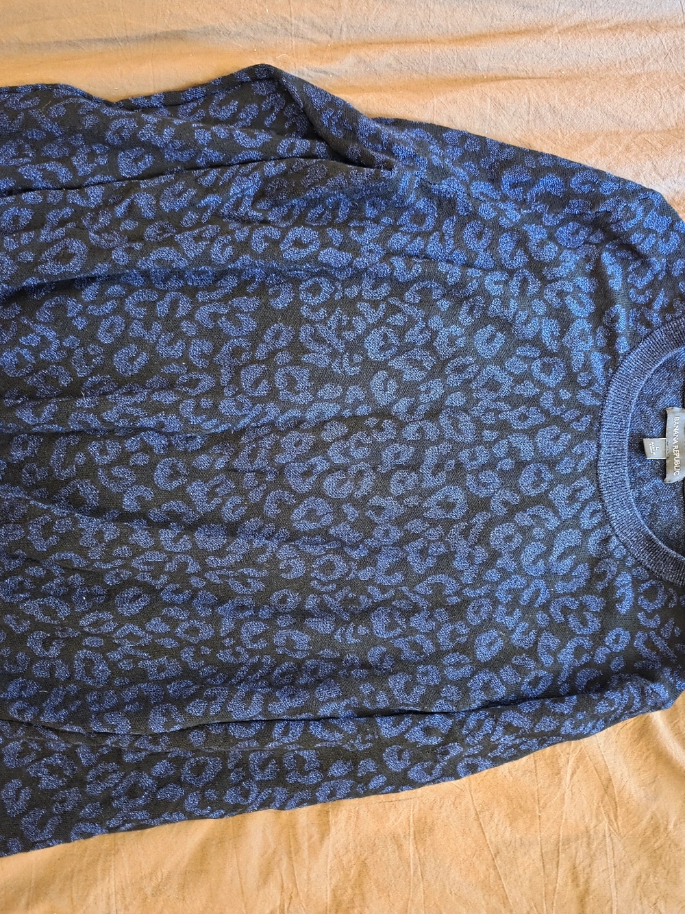 Banana Republic Navy and Black Leopard Print Crew Neck Sweater